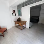 Laurina House