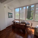 Laurina House