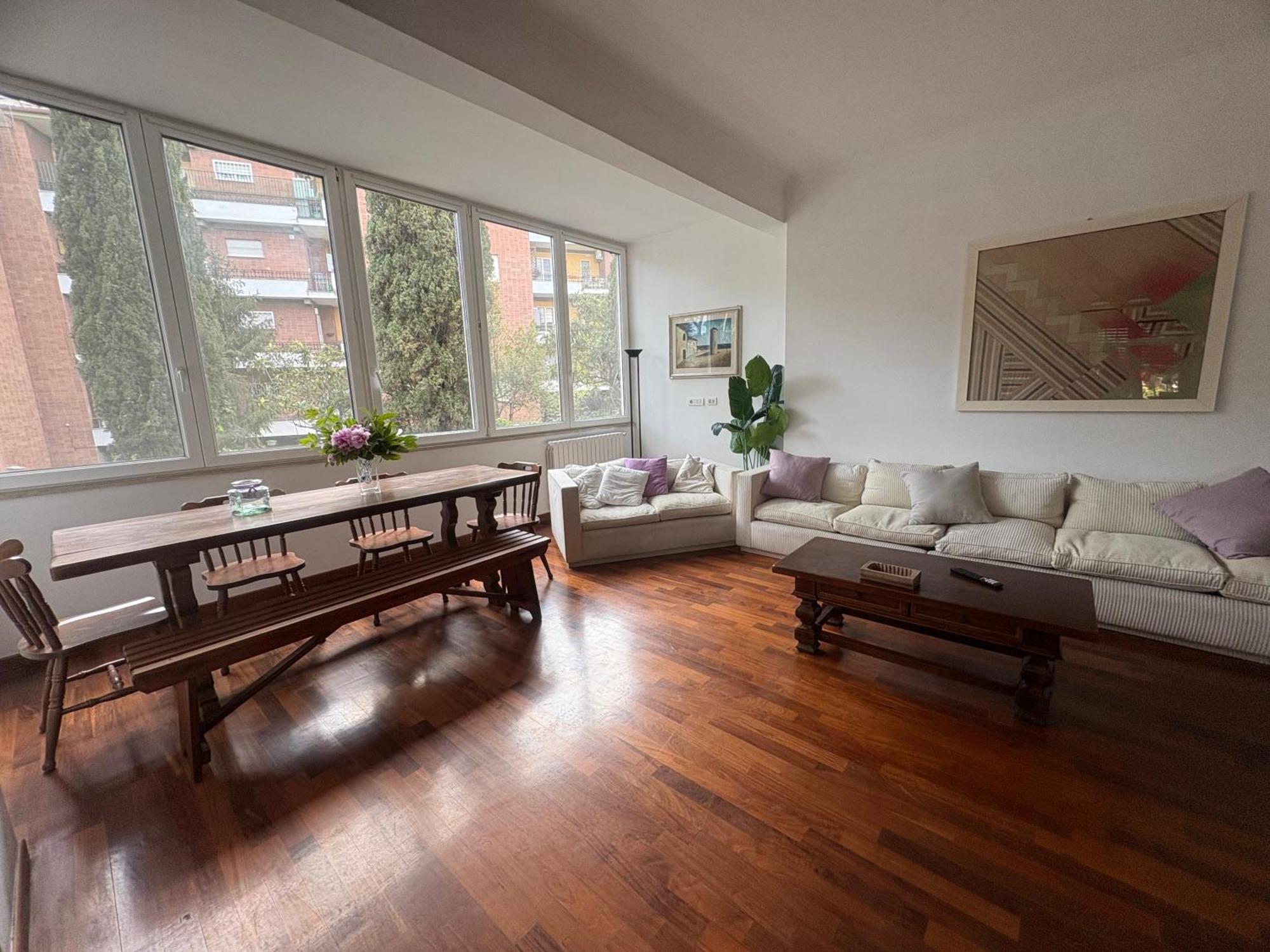 Laurina House Apartment *