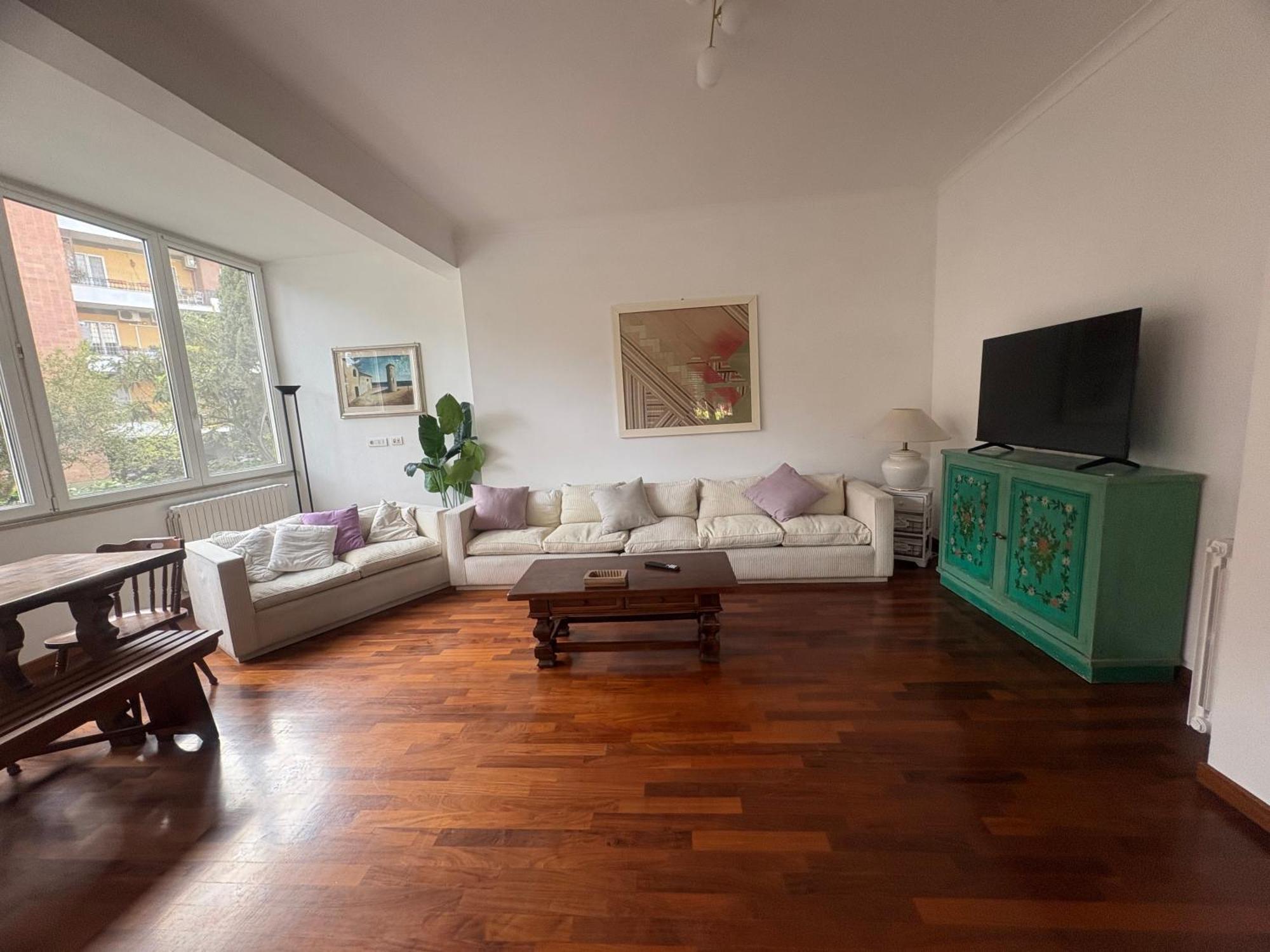 Laurina House